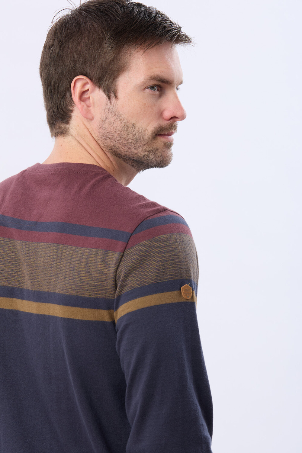 REMERA RAYADA DE ALGODÓN BORDO