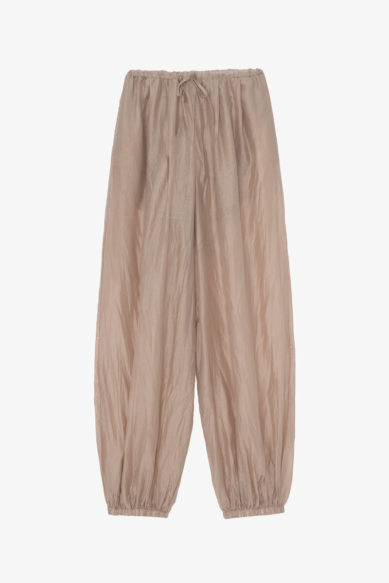 PANTALON ARRUGADO Beige
