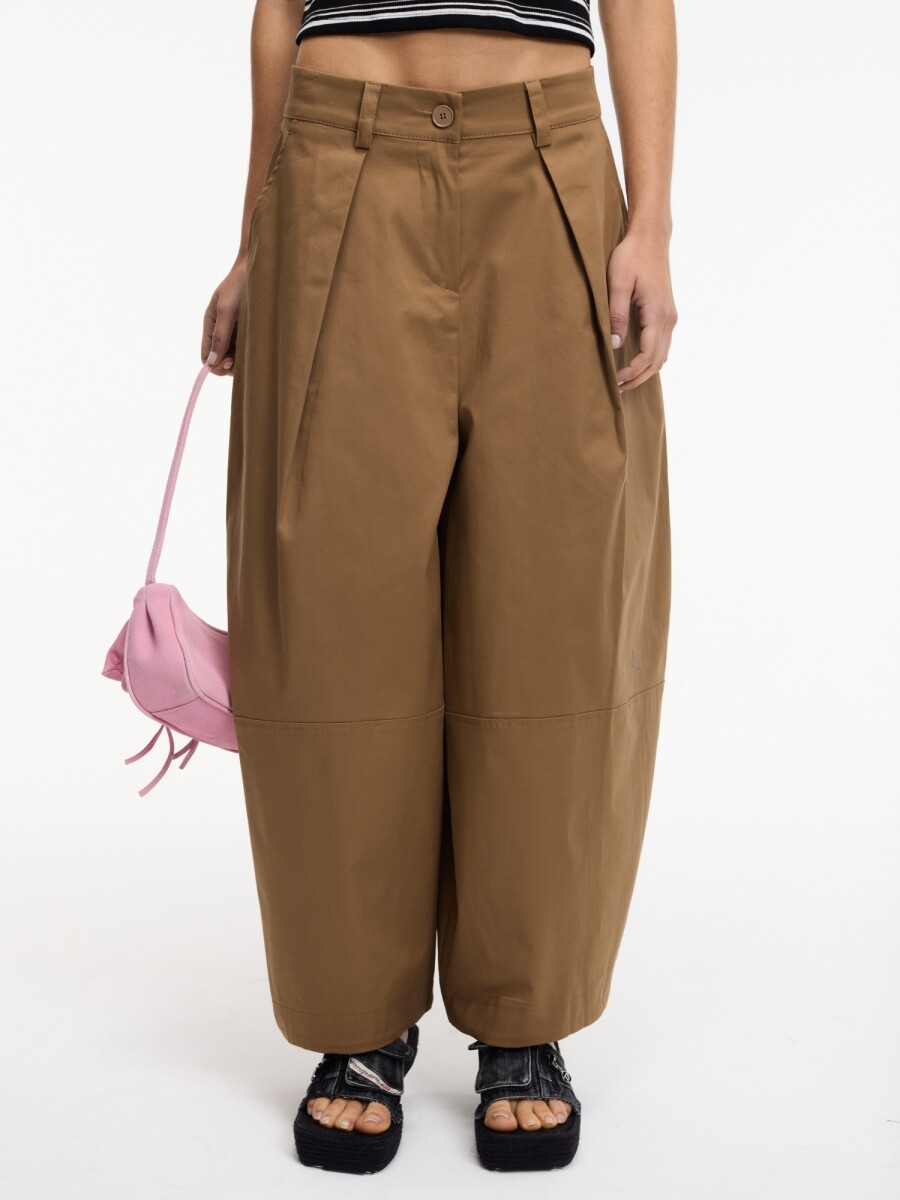PANTALÓN ANCHO 