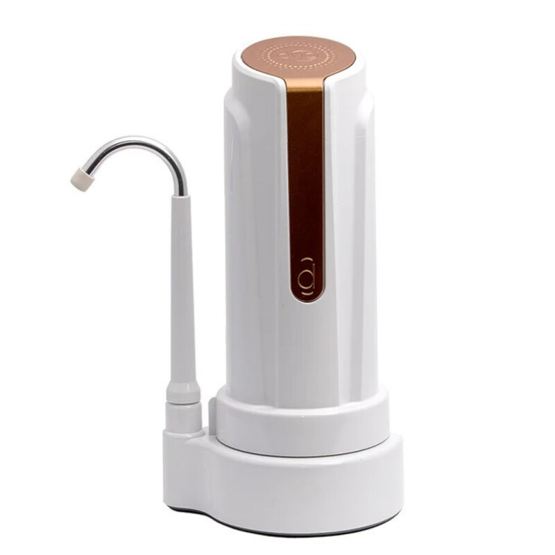 Purificador de agua Dvigi As Plus sobre mesada Dorado