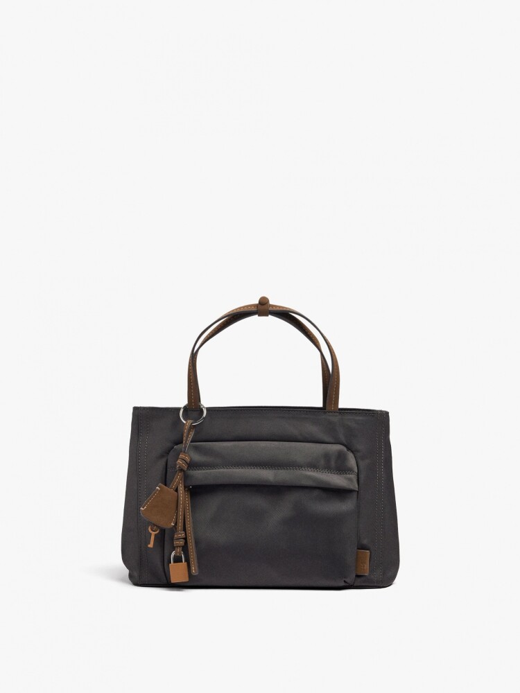 Bolso Tote De Nylon Con Colgante gris
