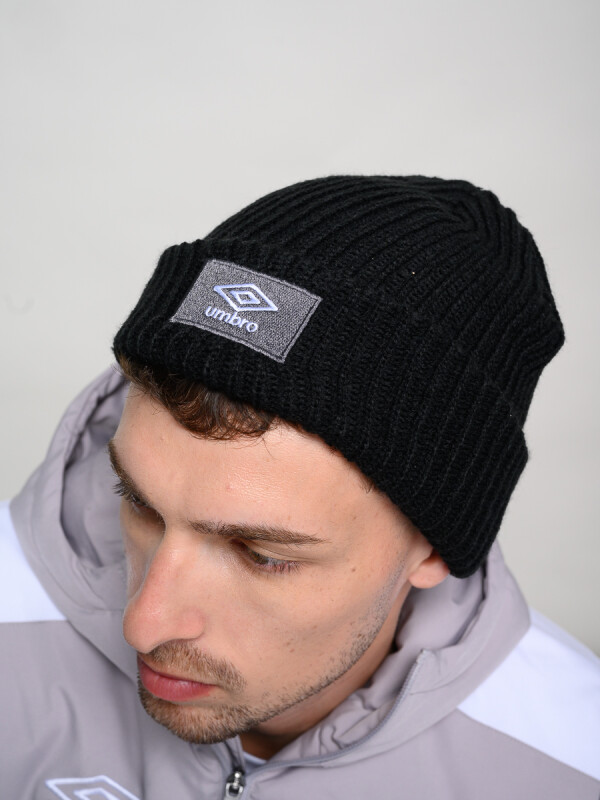 GORRO BEANIE Umbro Hombre 002