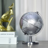 Globo Terraqueo Metal 23x31cm - Plateado Globo Terraqueo Metal 23x31cm - Plateado