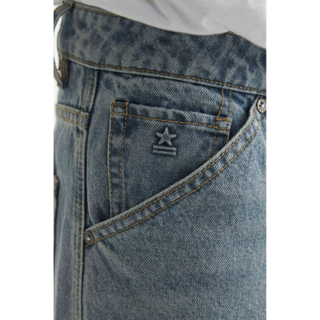 Jean Octavio Light Blue