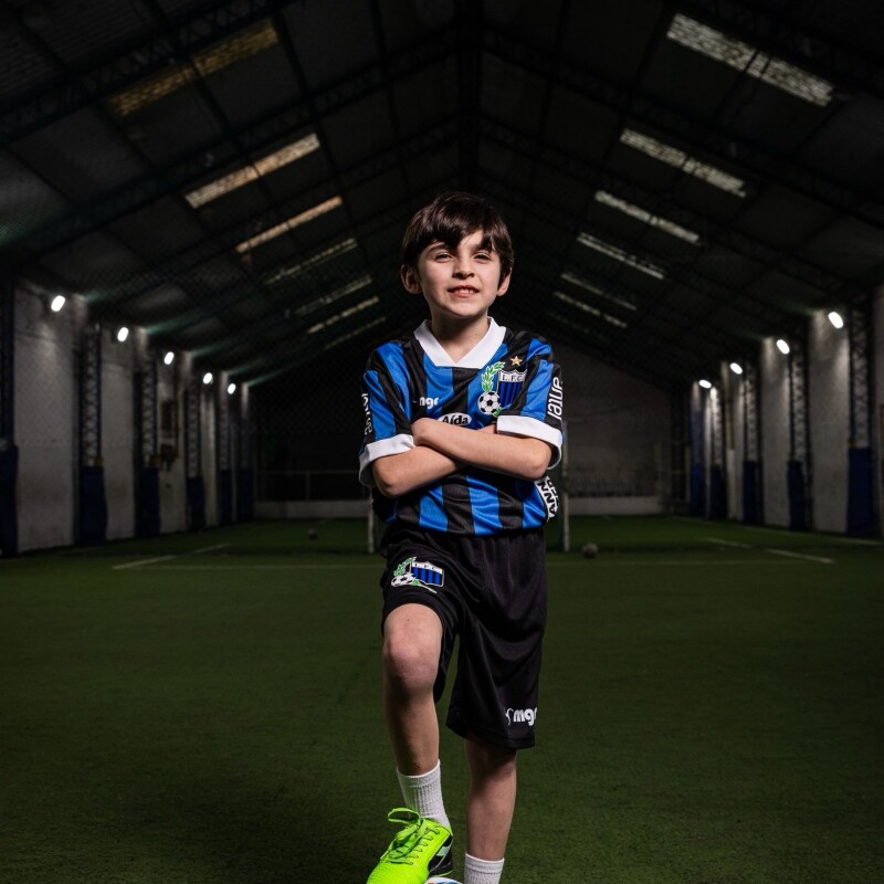 PROMO NIÑO equipo completo Liverpool + botinera PROMO NIÑO equipo completo Liverpool + botinera