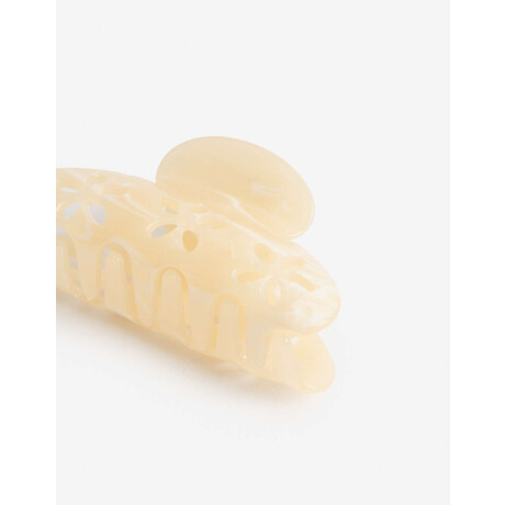 Broche Acrílico De Flor Blanco Crema