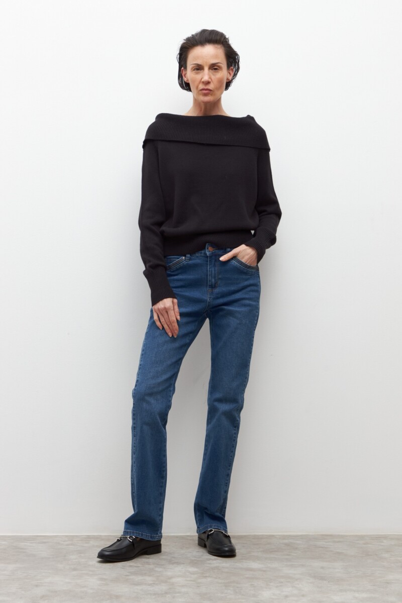 Sweater escote bardot negro