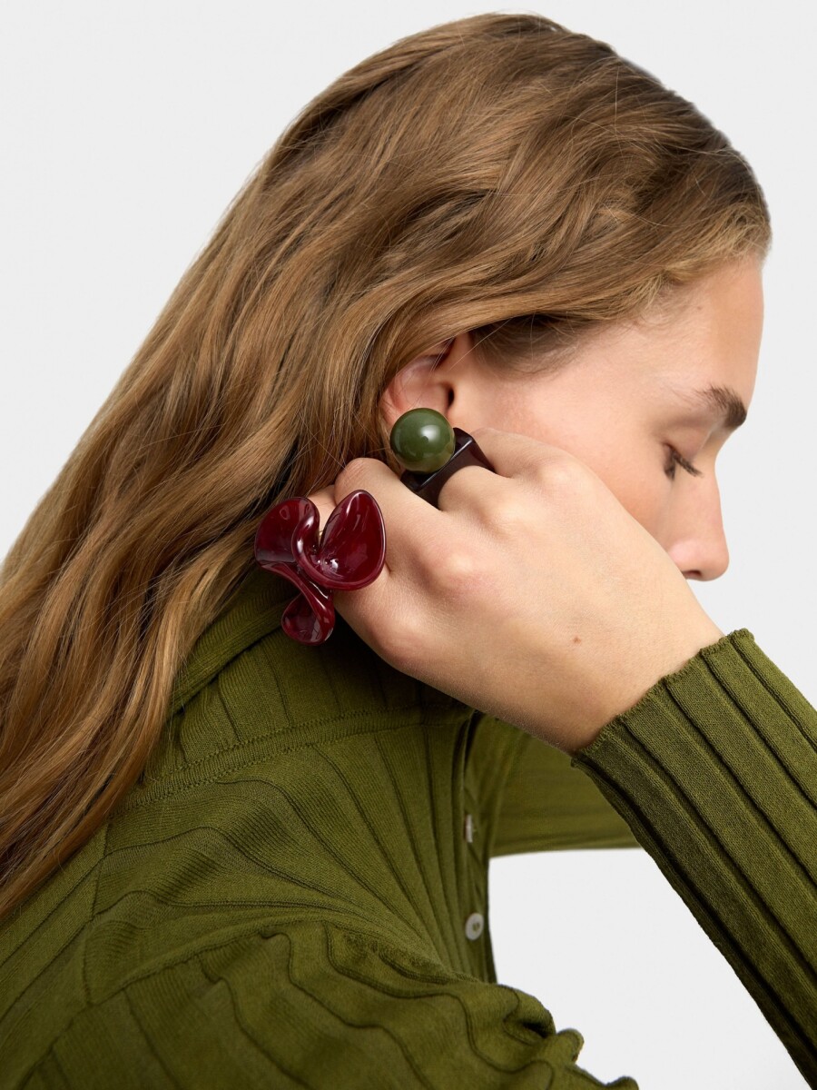 Anillo Con Esfera multicolor