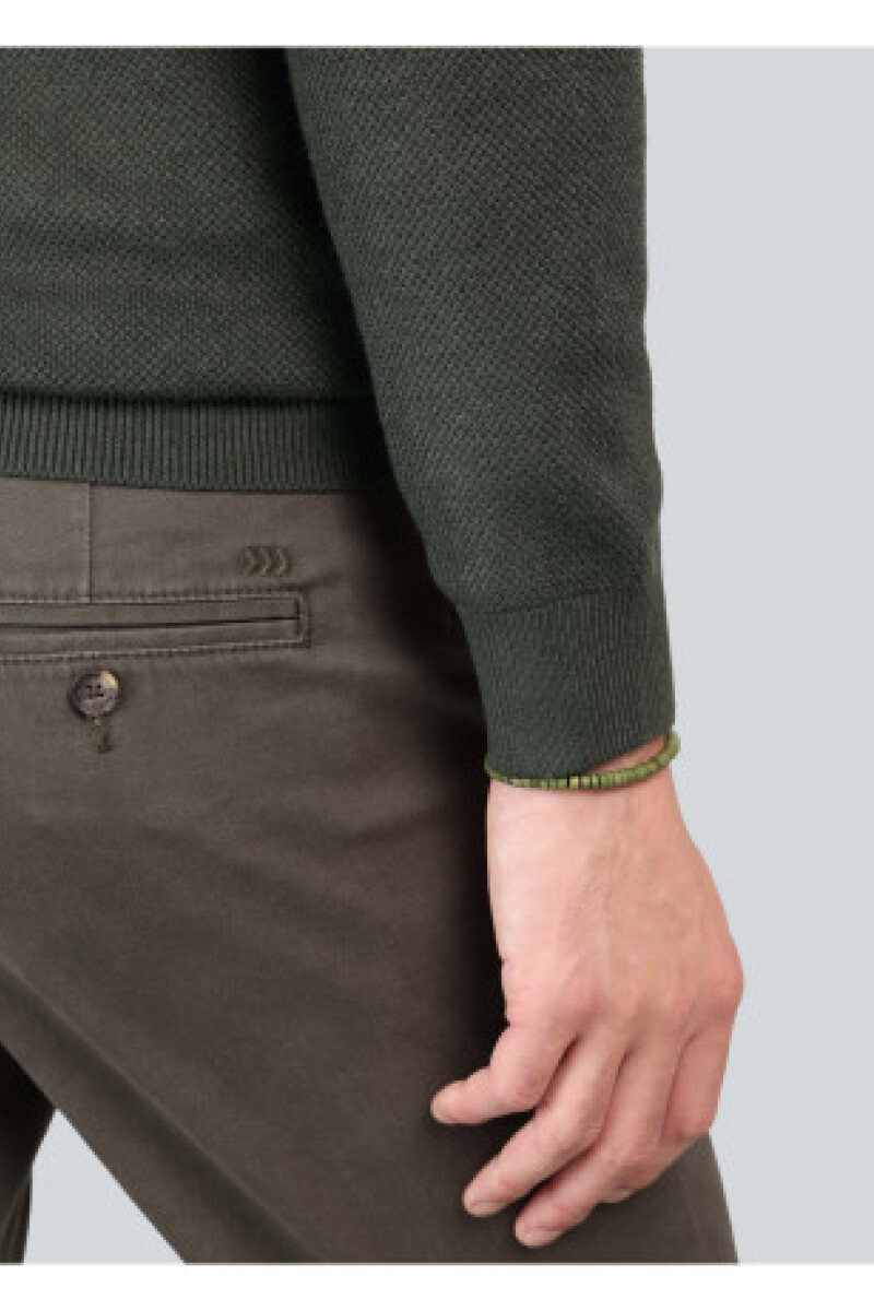Sweater cuello alto con botones VERDE