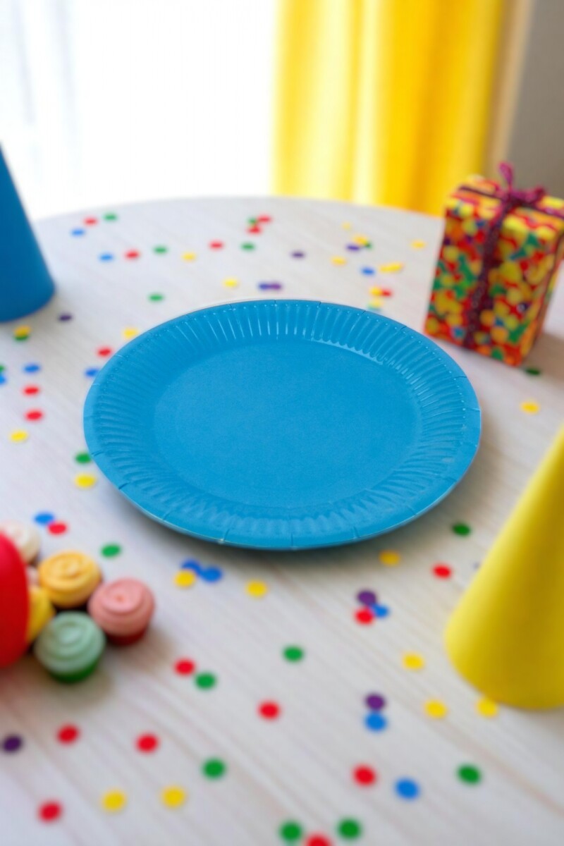 Plato 18 cm. diametro paquete x 10 - AZUL 