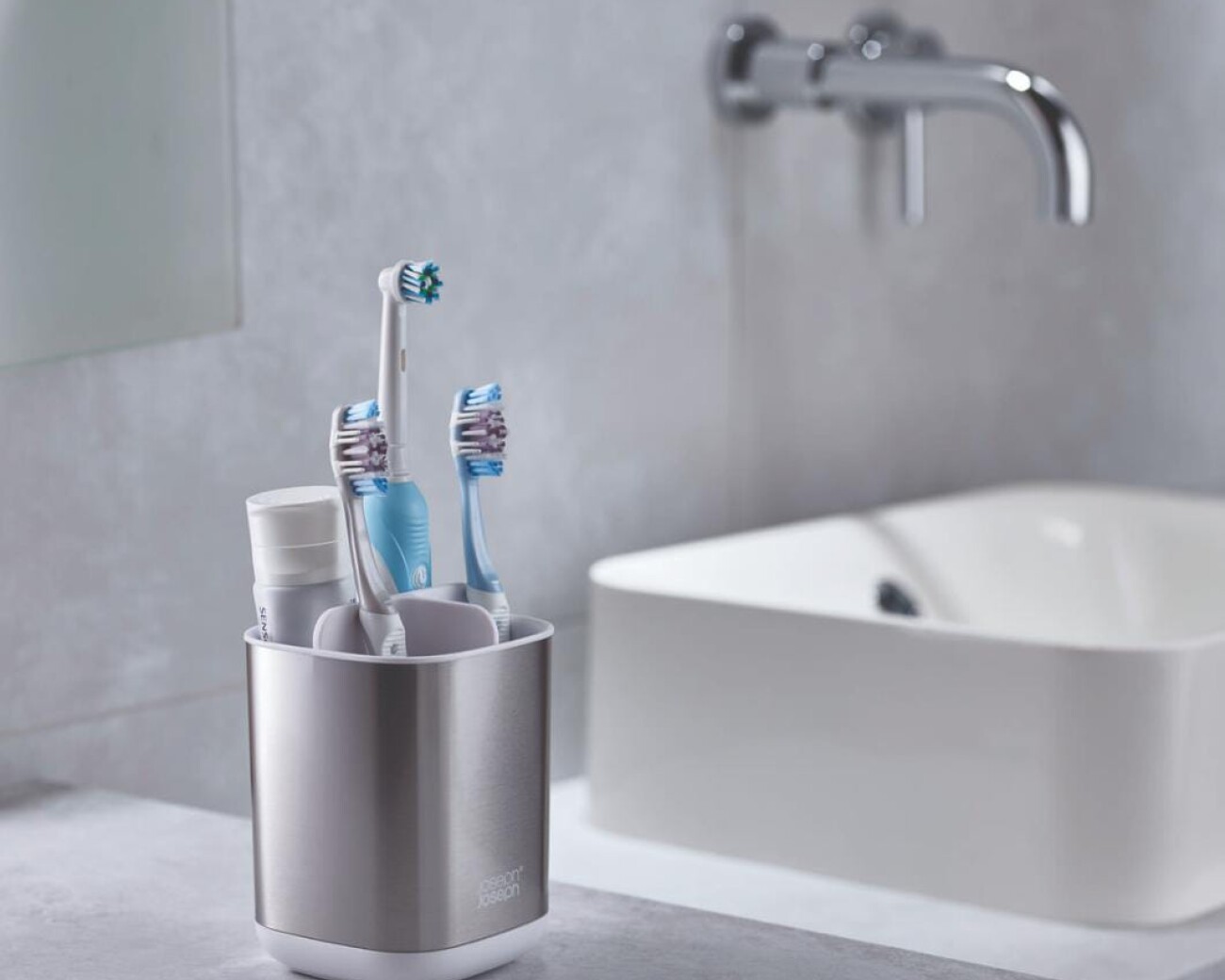 Porta Cepillos de Dientes EasyStore™ Steel – Joseph Joseph Porta Cepillos de Dientes EasyStore™ Steel – Joseph Joseph