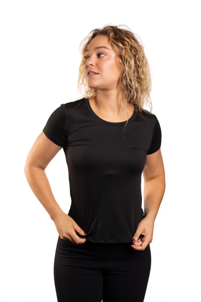 CHERRY REMERA - BLACK 