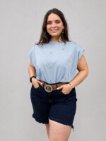 Remera hombreras Celeste