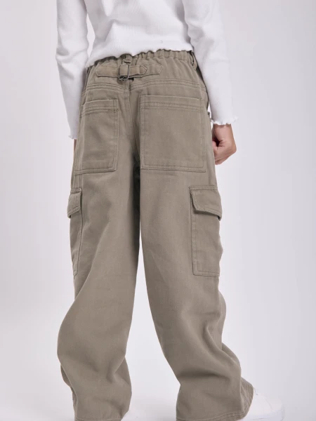Pantalón jean cargo Verde