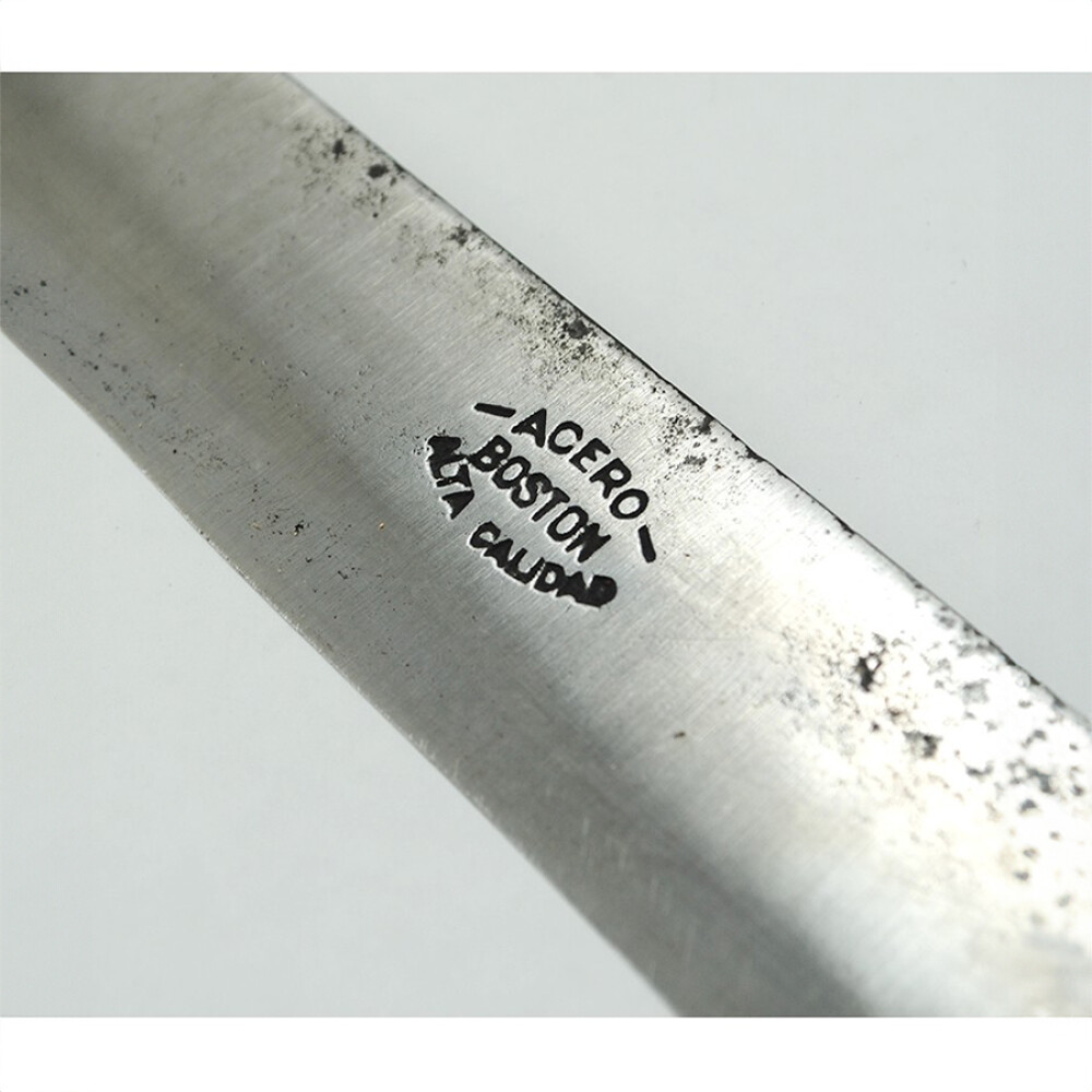 Cuchillo Cabo De Metal Blanco. Hoja 20 Cms De Largo. Cuchillo Cabo De Metal Blanco. Hoja 20 Cms De Largo.