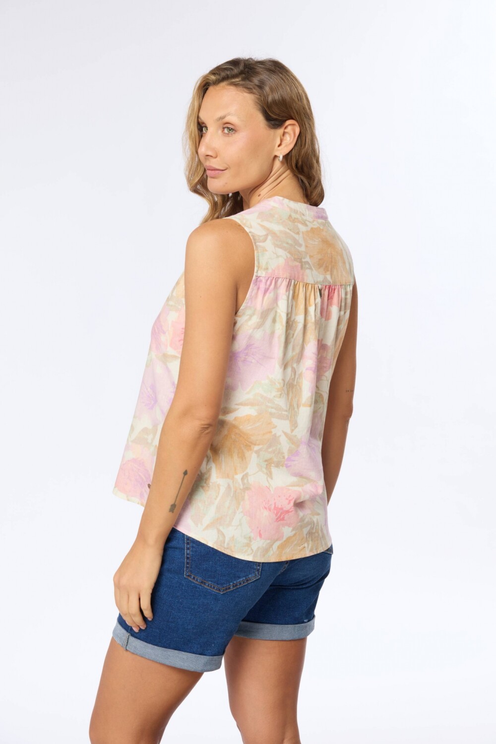 MUSCULOSA DE LINO ESTAMPADA Rosa
