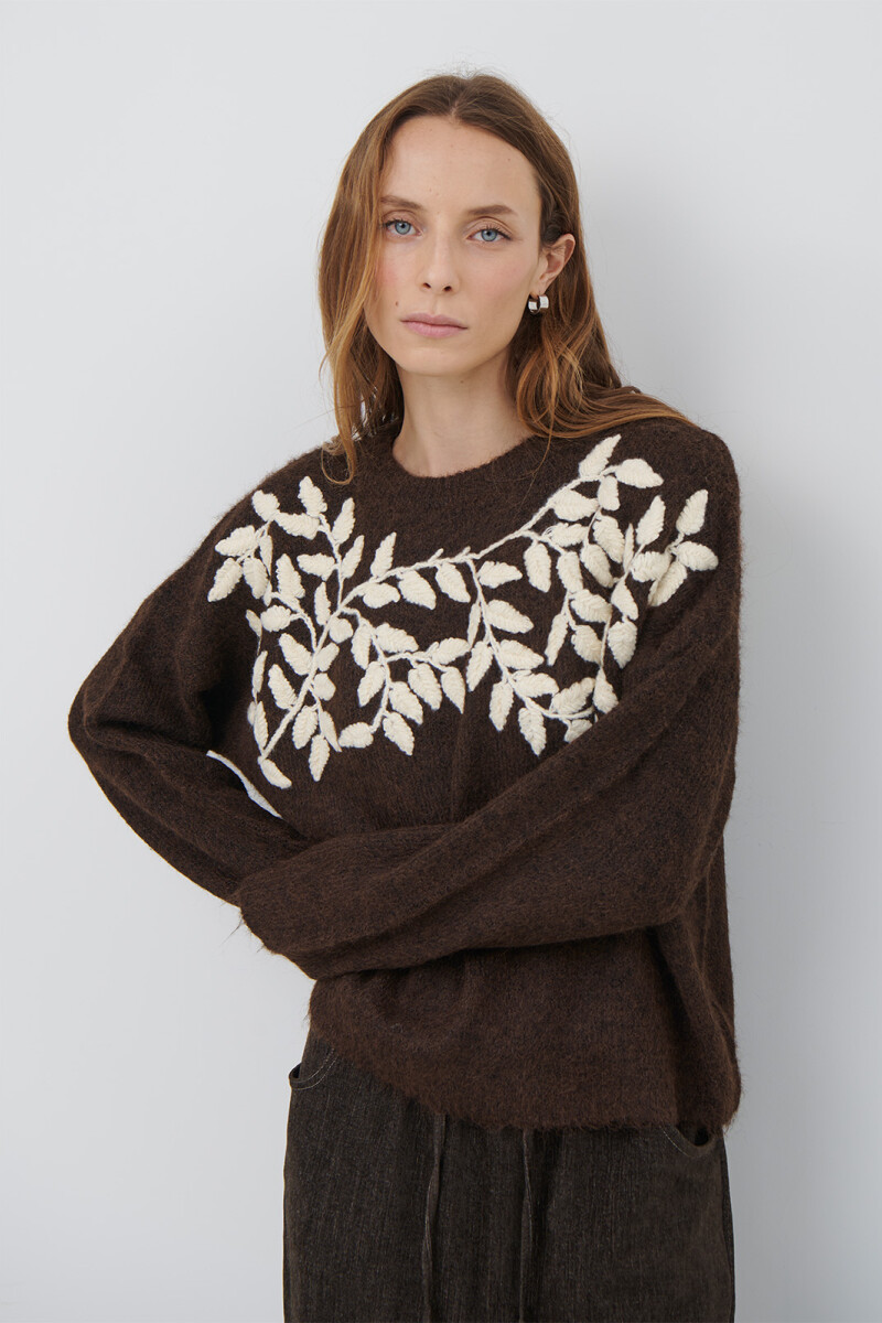 BUZO BORDADO FLOR MARRON