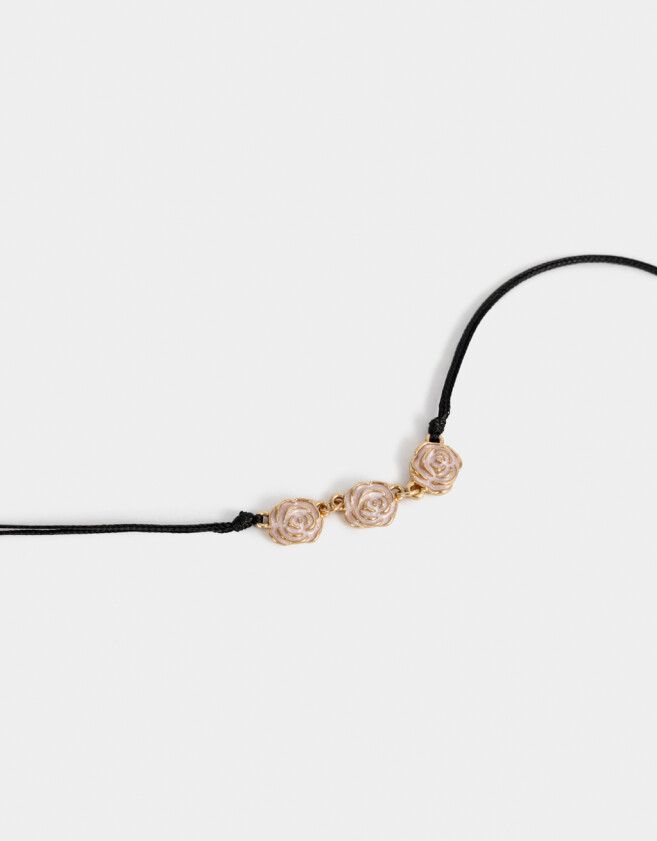 Collares Cortos Con flores Collar Corto Con Flores - Dorado