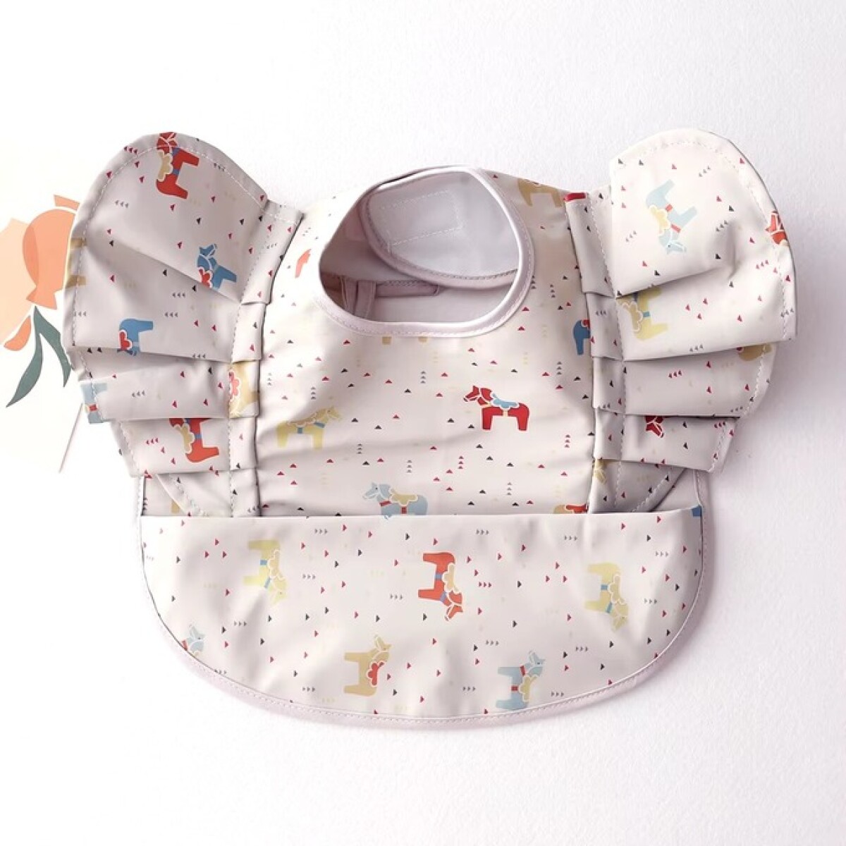 Babero con volados impermeable DELUXE - caballos 