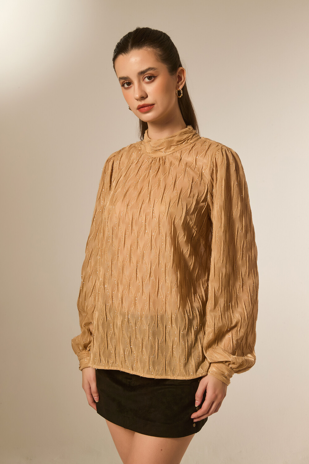 Blusa Rivane Beige Oscuro