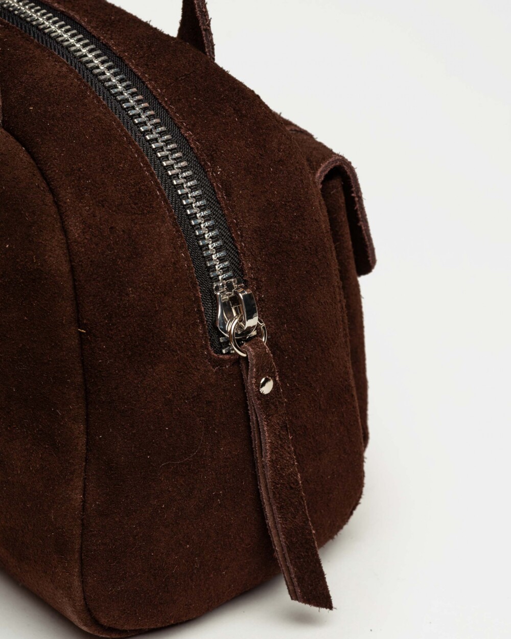 Cartera al hombro Indie en cuero gamuza Marron