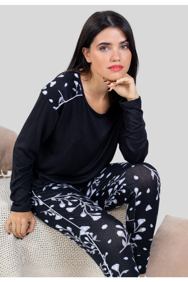 PIJAMA COMBINADO NEGRO