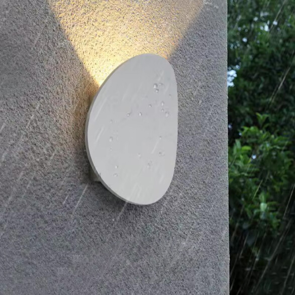 Aplique pared redondo bco 7W cálida 120° IP65 ZU0321