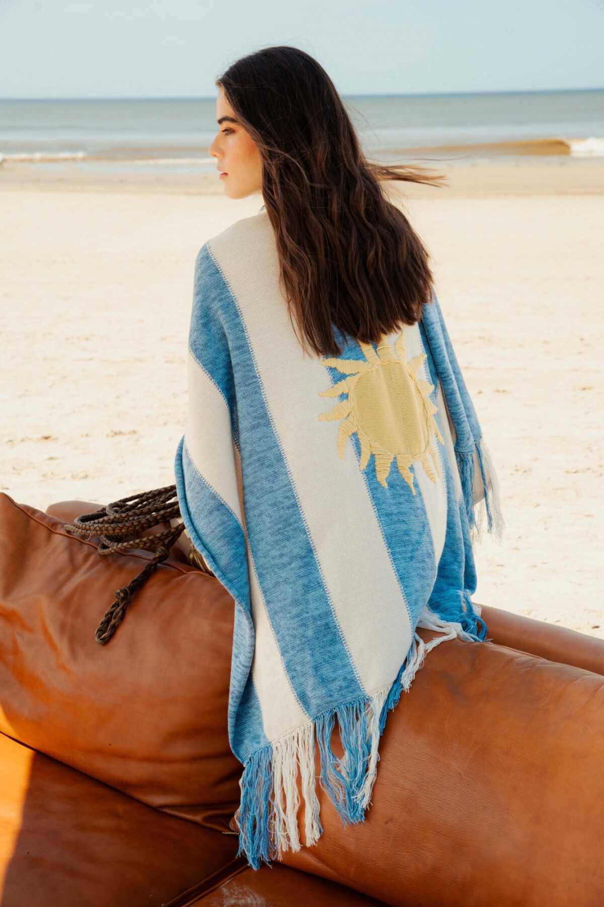 Ruana Rioplatense Azul / Blanco