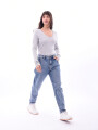 REMERA BASICA PETRA RIBB GRIS