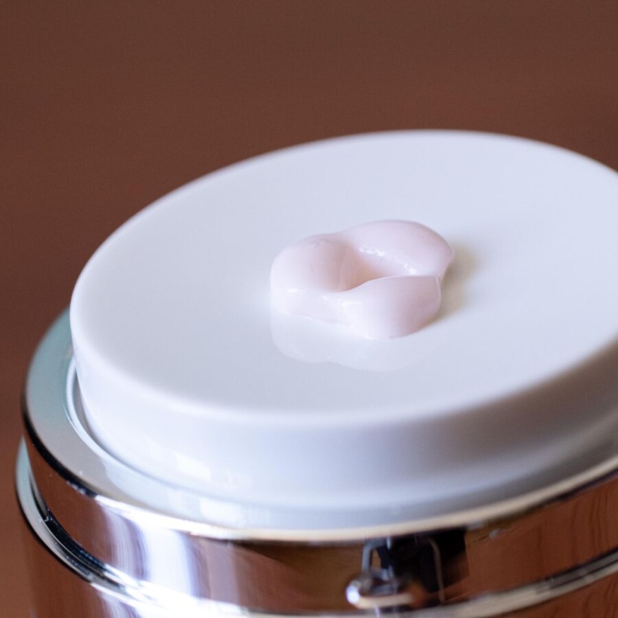 Pack Caviar Ossetra: Tratamiento Nocturno de Lujo y Rejuvenecimiento Pack Caviar Ossetra: Tratamiento Nocturno de Lujo y Rejuvenecimiento