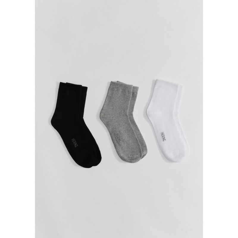 KIT COM 3 PARES MEIAS UNISSEX 1DSN