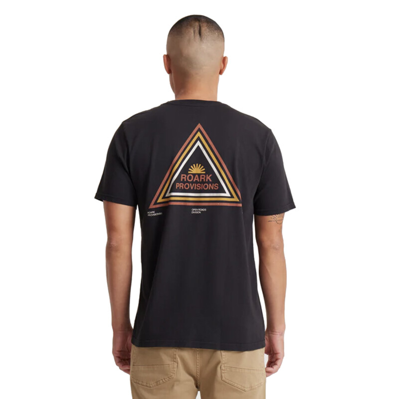Remera Roark Roark Provisions - Negra Remera Roark Roark Provisions - Negra