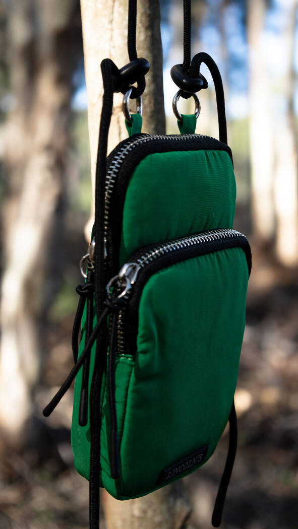 PHONE BAG ILLESCAS VERDE TROPICAL