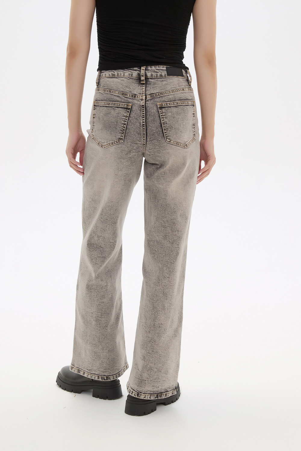 Pantalon Geilan Gris Claro