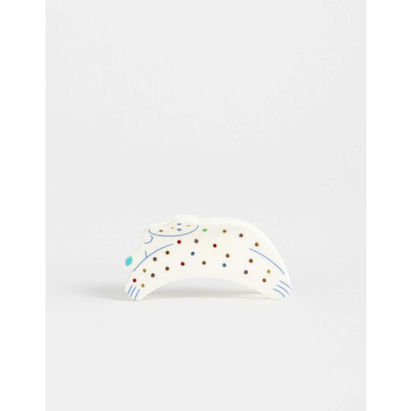 Broche De Perrito Blanco Crudo