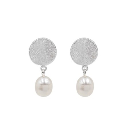 Par de caravanas de plata 925 con perla de río. Par de caravanas de plata 925 con perla de río.