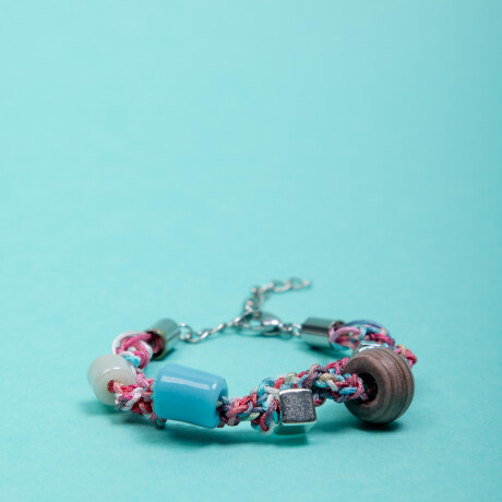 PULSERA TEJIDA GREAT VARIOS