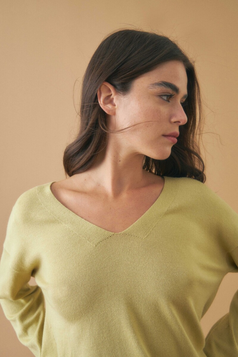 Sweater escote V - verde musgo 