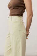 Pantalón Caliu VERDE LIMA