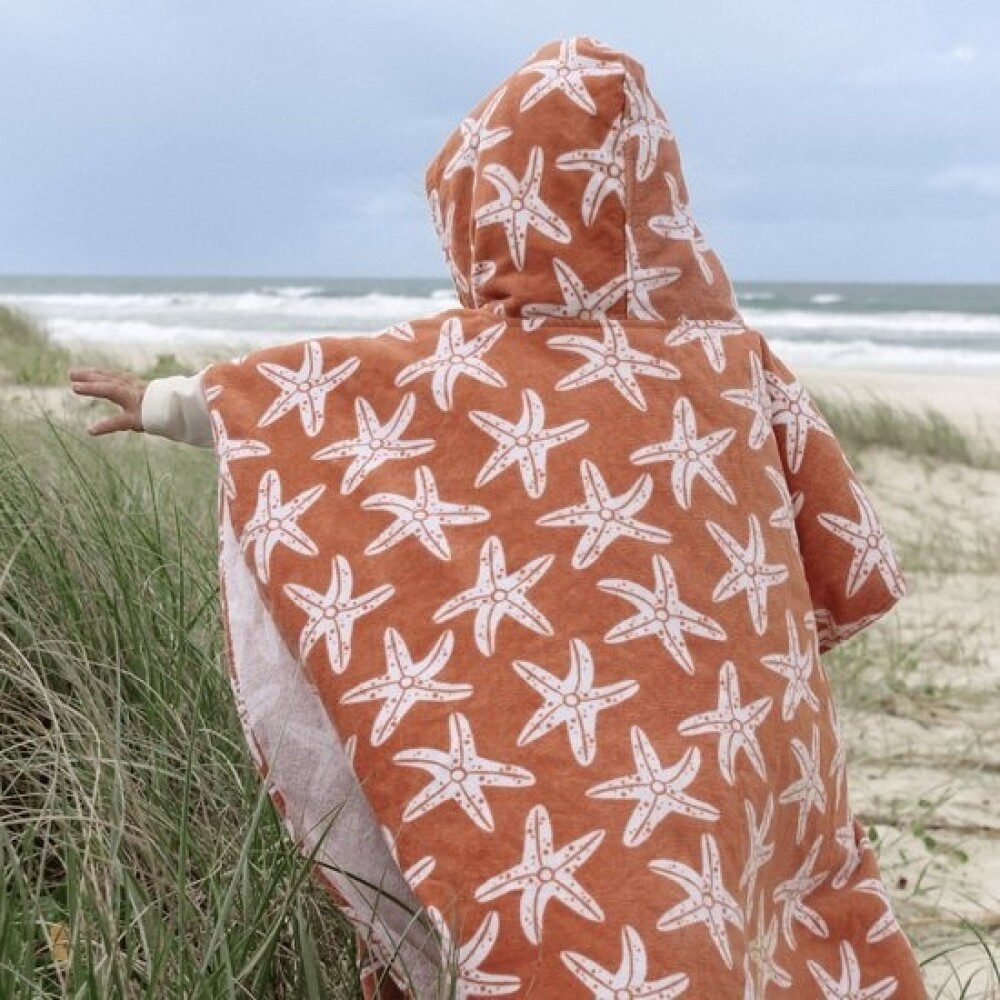 Toalla poncho swim essentials Estrella mar