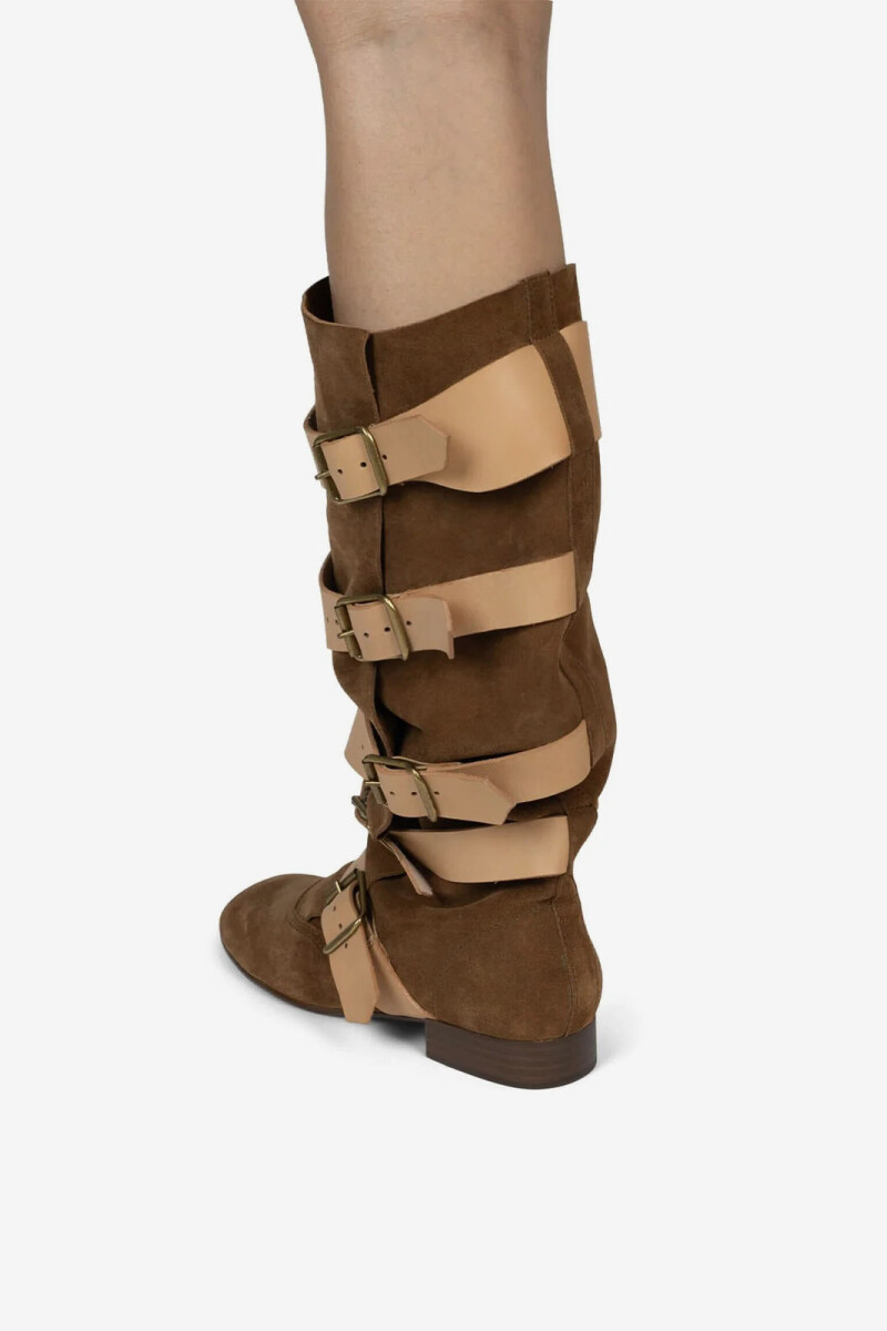 BOTA Fastened Camel