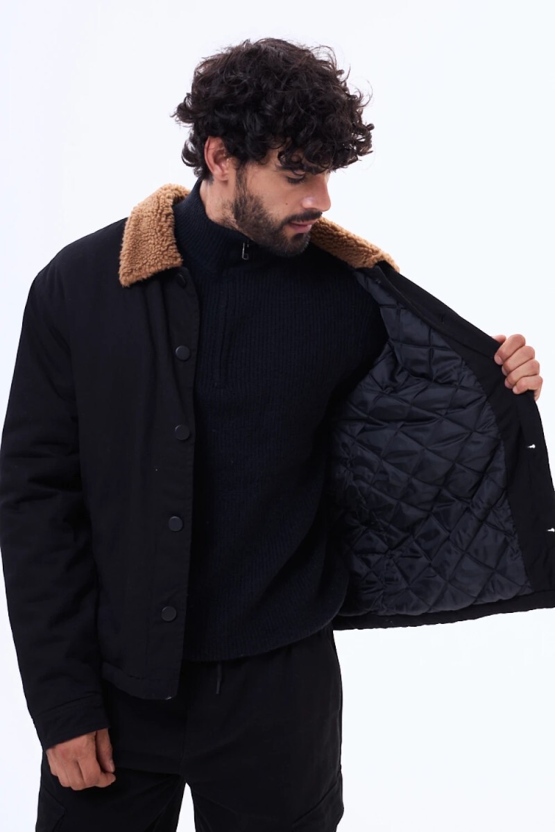 Campera Salto Negro