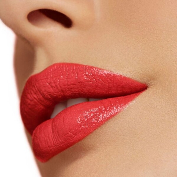 Pupa Vamp! Volumizing Lipstick Rapid Action Euphoria Red 403 Pupa Vamp! Volumizing Lipstick Rapid Action Euphoria Red 403