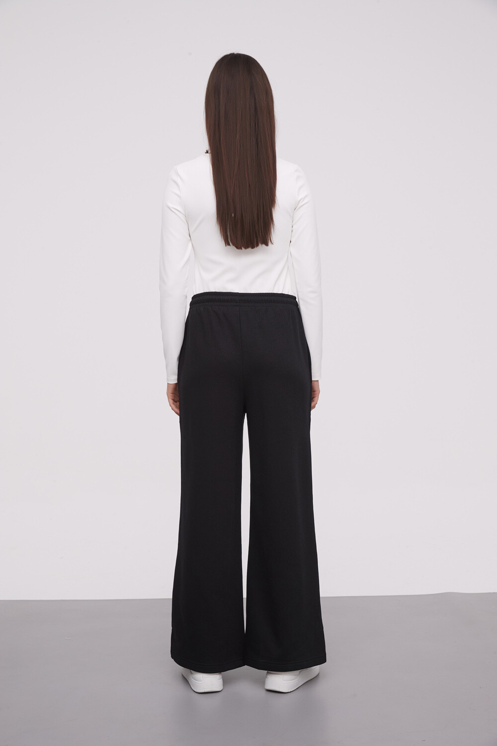 Pantalon Deportivo Conry Negro