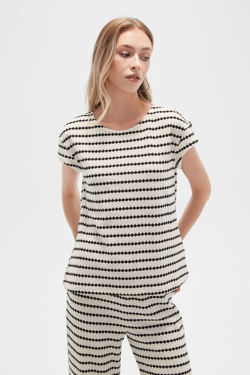 Remera Jurena - Estampado 2 