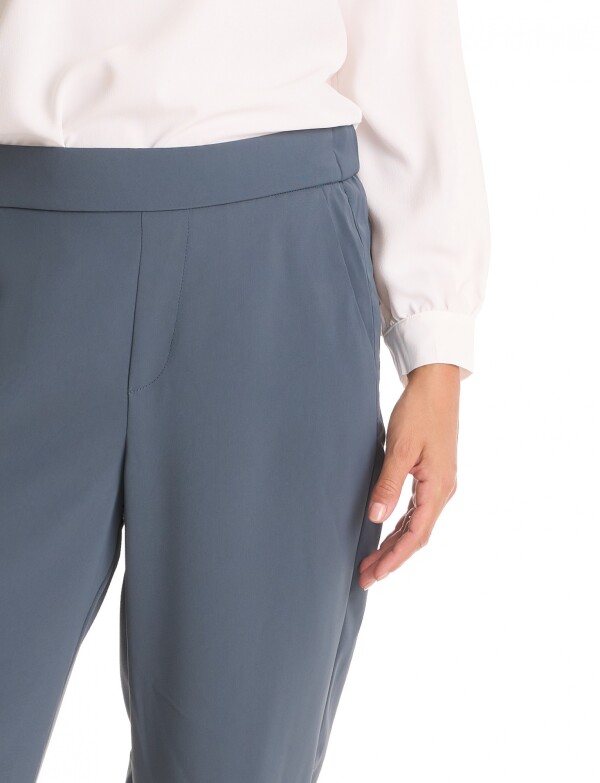 Pantalon Relaxed Fit & Cintura Elástica Posterior GRIS OSCURO