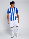 Equipo de futbol express Umbro Hombre F69