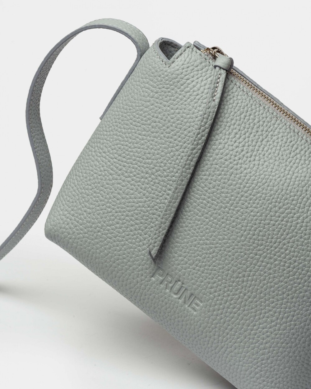 Bandolera Savanna En Cuero Graneado Cloudy