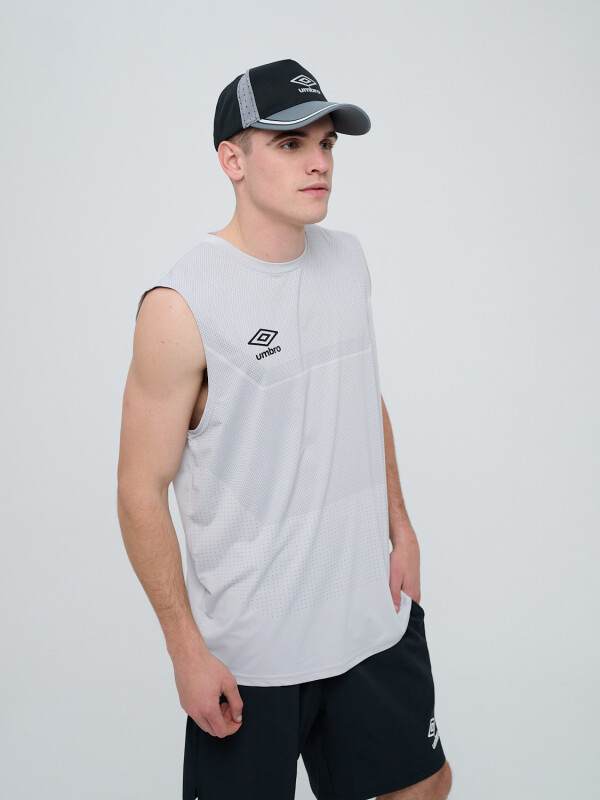 REMERA SIN MANGA AXIS Umbro Hombre 005