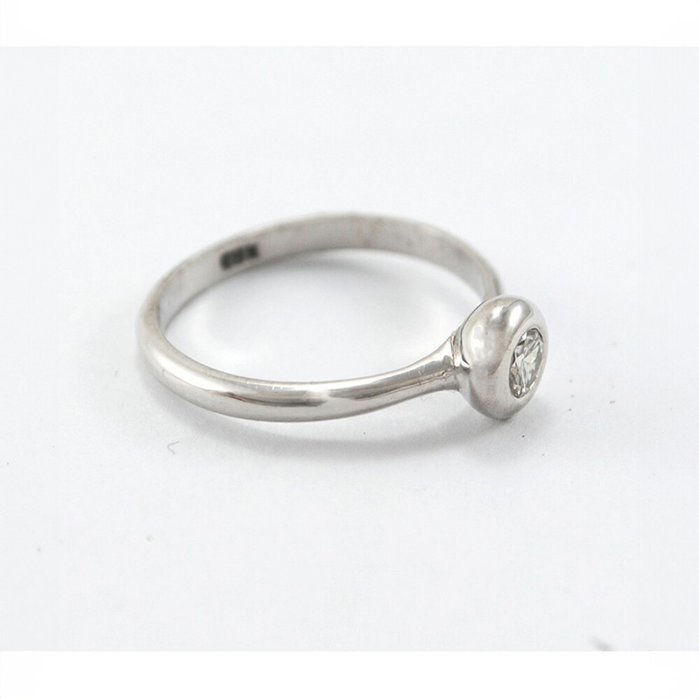 Anillo Oro 18K Blanco Y Brillante Engarce Ingles Anillo Oro 18K Blanco Y Brillante Engarce Ingles